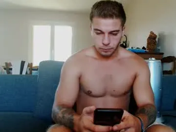 boysgang_sex – webcam model profile photo Image 15