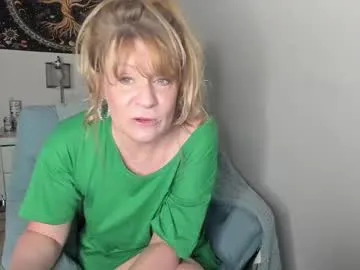 pinkypuppa – webcam model profile photo Image 6