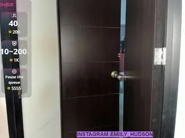 wet_dreamm22 – webcam model profile photo Image 4