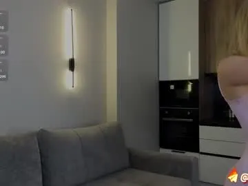 lina_kriss – webcam model profile photo Image 6