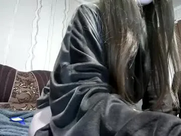 emma_just Image 2