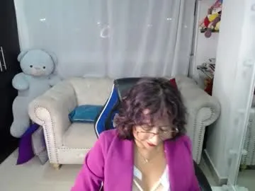 PavatiRya – webcam model profile photo Image 3