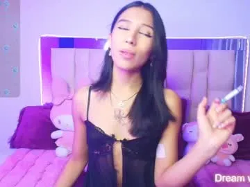 littlejennifer18 – webcam model profile photo Image 13