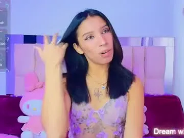 littlejennifer18 – webcam model profile photo Image 4