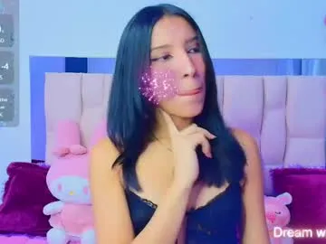 littlejennifer18 – webcam model profile photo Image 6