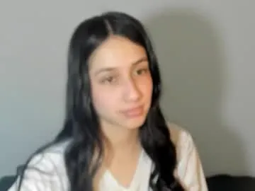 NikolJhones – webcam model profile photo Image 10