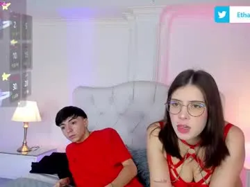 ethan_and_ava Image 5