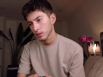 pinkadele – webcam model profile photo Image 10