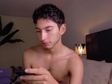 pinkadele – webcam model profile photo Image 17