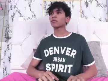 wet_dreamm22 – webcam model profile photo Image 11