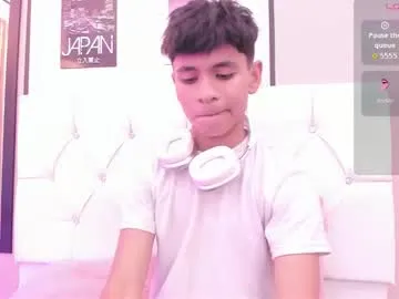 wet_dreamm22 – webcam model profile photo Image 14