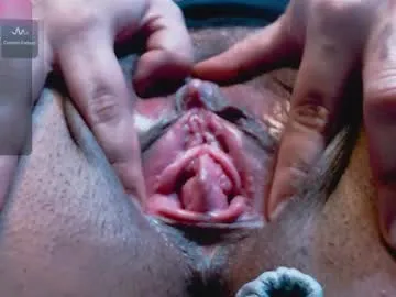 playussoftly – webcam model profile photo Image 12