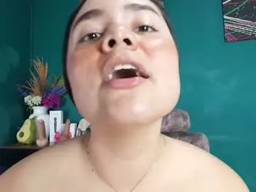 evaa_greey Image 10