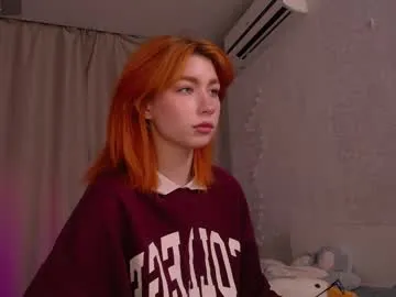 playussoftly – webcam model profile photo Image 10