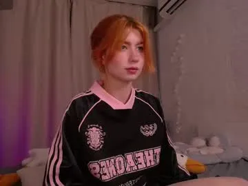 playussoftly – webcam model profile photo Image 7