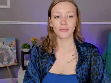 CarolinePrescott – webcam model profile photo Image 11