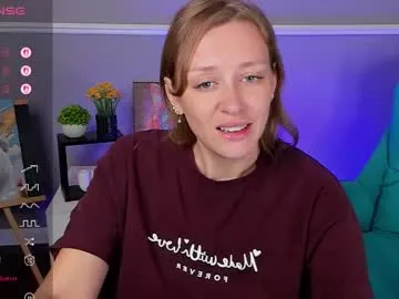 CarolinePrescott – webcam model profile photo Image 7