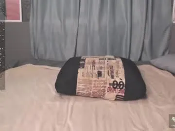 LuluLeblanc – webcam model profile photo Image 13