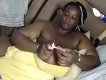 playussoftly – webcam model profile photo Image 12