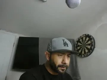 bright_diamonds_054 – webcam model profile photo Image 3