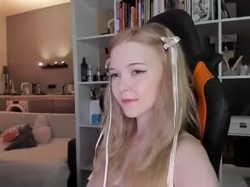 playussoftly – webcam model profile photo Image 16