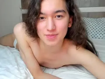 petites_perles – webcam model profile photo Image 3