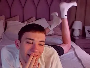 baby6_boy9 – webcam model profile photo Image 4