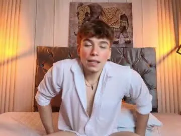femboy_max Image 7