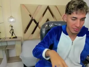 sexy_hot_friends_ – webcam model profile photo Image 11