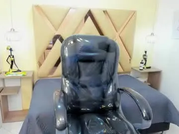 sexy_hot_friends_ – webcam model profile photo Image 8