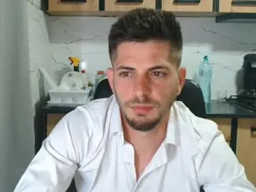 highnightz – webcam model profile photo Image 4