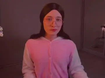 pacho_stormie – webcam model profile photo Image 4