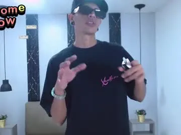 horny_guys_69 – webcam model profile photo Image 8