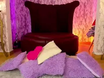 pinkypuppa – webcam model profile photo Image 6