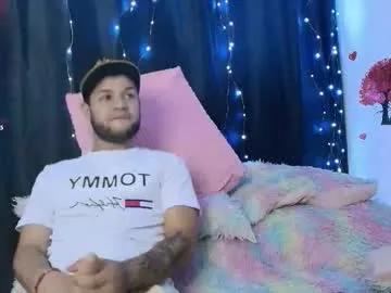 kira0541 – webcam model profile photo Image 4