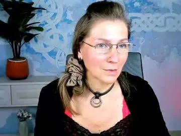 SerenaReed – webcam model profile photo Image 16