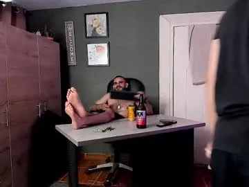 alex_islive – webcam model profile photo Image 10