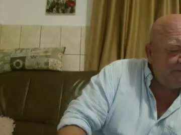 bryam_hot – webcam model profile photo Image 6