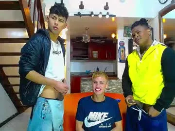 nik_sharp – webcam model profile photo Image 7
