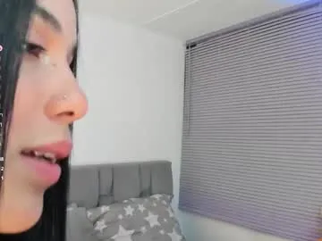 CelestMontenegro – webcam model profile photo Image 4