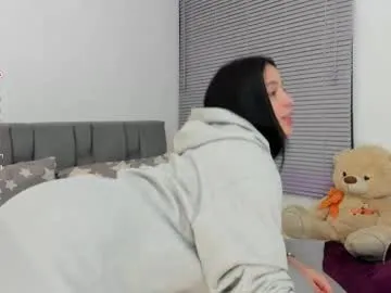 CelestMontenegro – webcam model profile photo Image 5