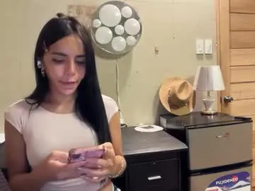 loving_ladies – webcam model profile photo Image 18