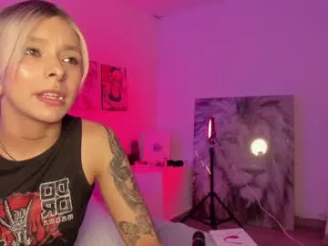 playussoftly – webcam model profile photo Image 4