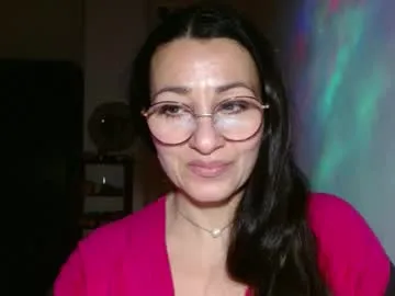 ginaoneon Image 2