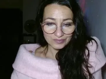 ginaoneon Image 3