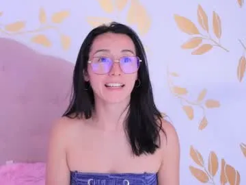 wet_dreamm22 – webcam model profile photo Image 12