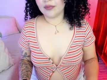 playussoftly – webcam model profile photo Image 4