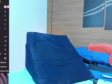 pinkadele – webcam model profile photo Image 2