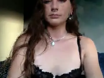 MiahParker – webcam model profile photo Image 4