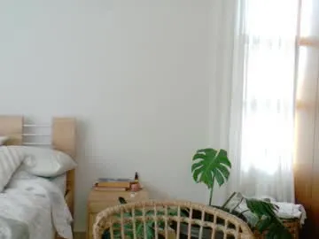 grettabenett_ Image 7